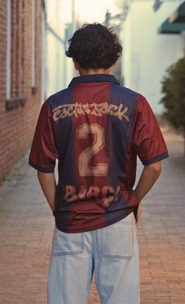 Retro jersey on rail